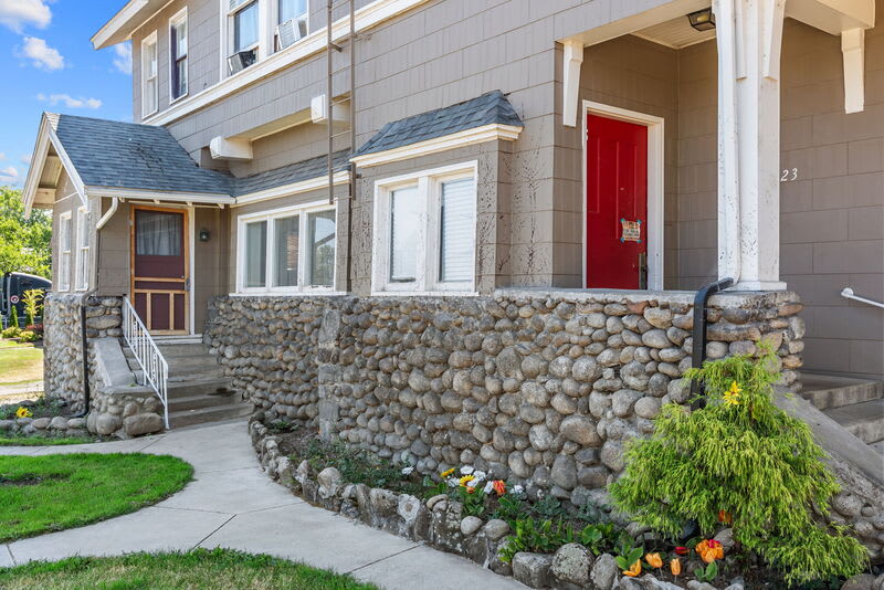 2623 West Maxwell Avenue – photo 1