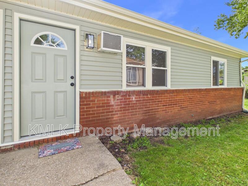 1624 Merrill Ave – photo 1
