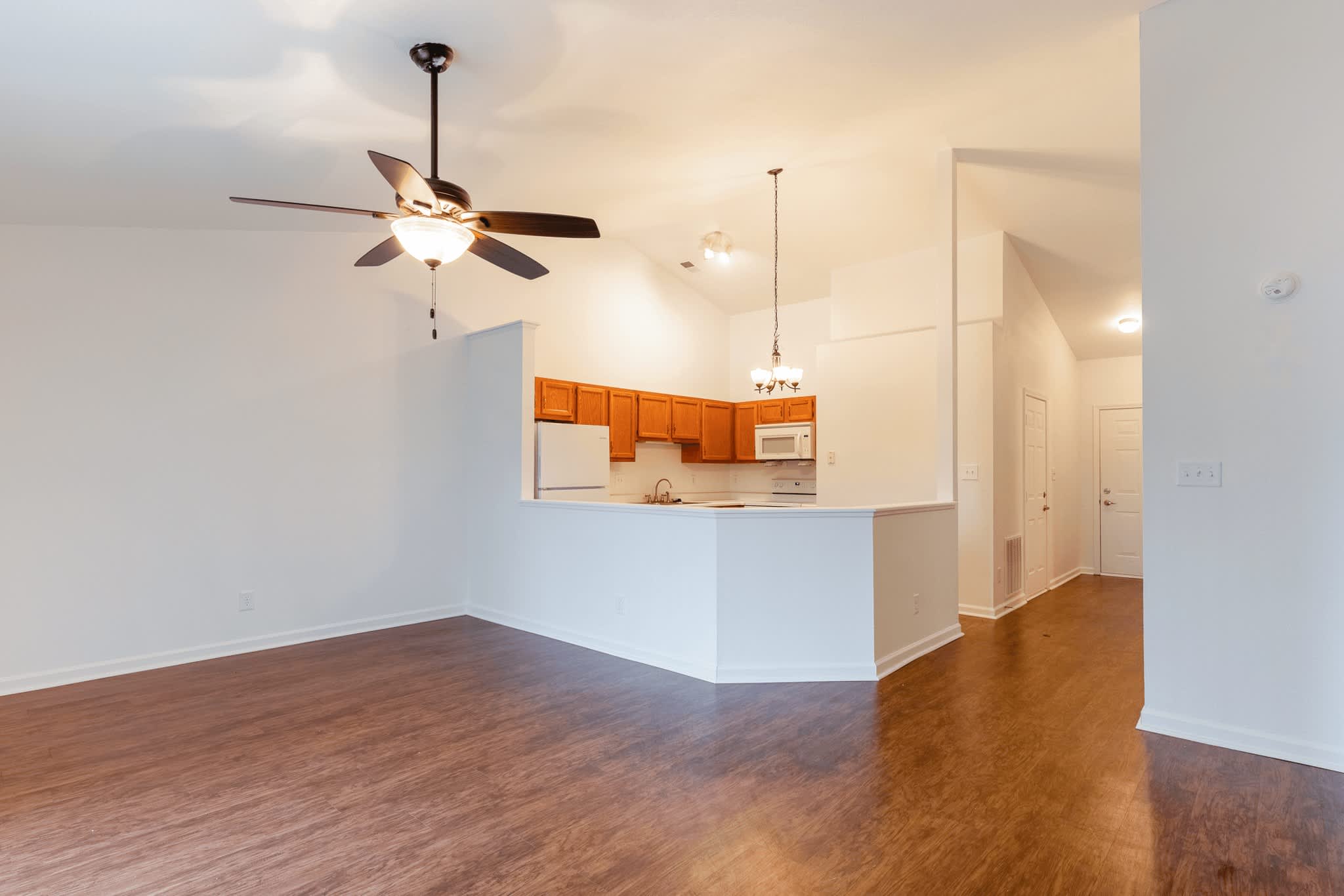 Barton Farms Apartments – photo 1