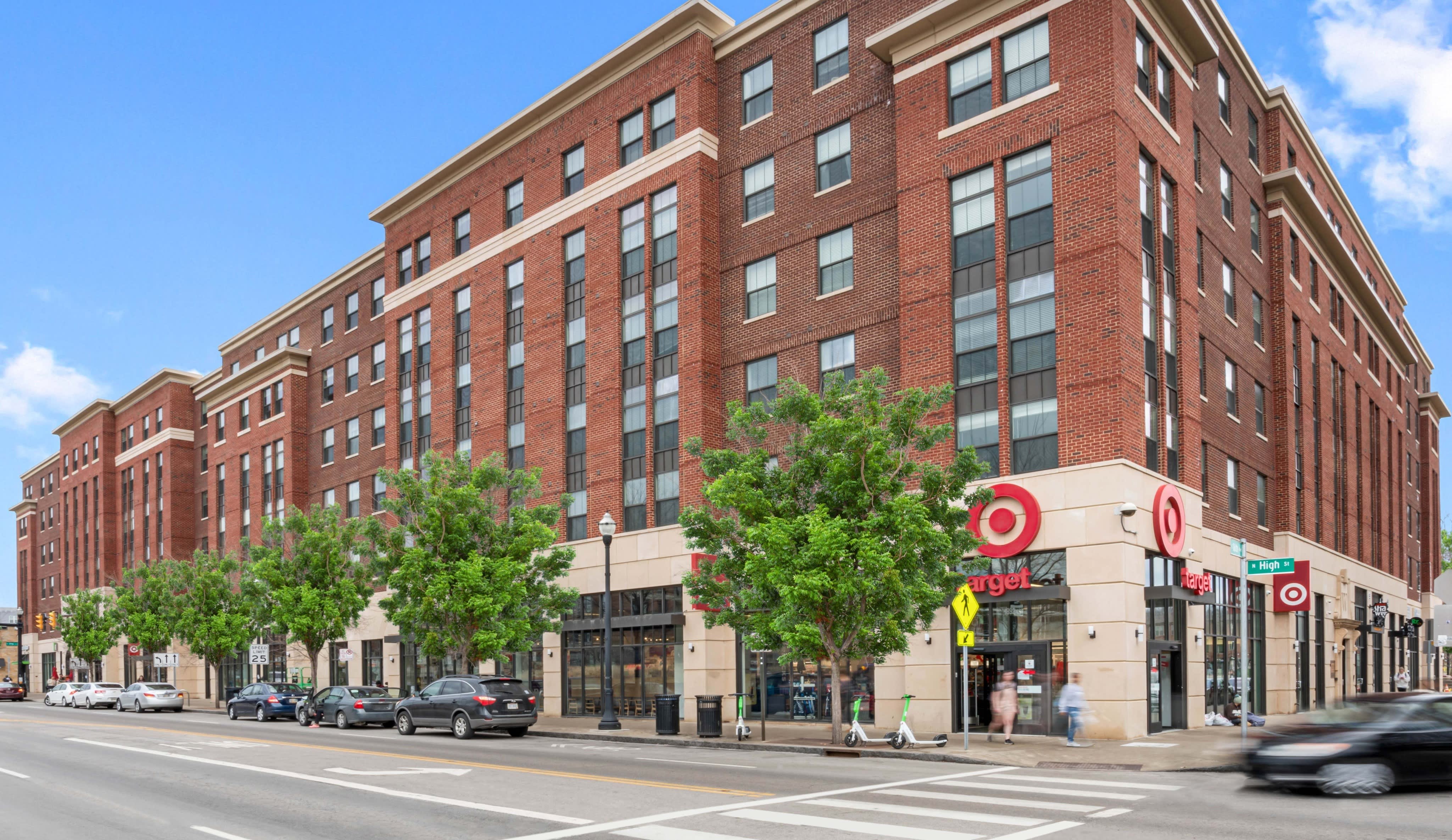 Statehouse Varsity Student Housing – photo 1