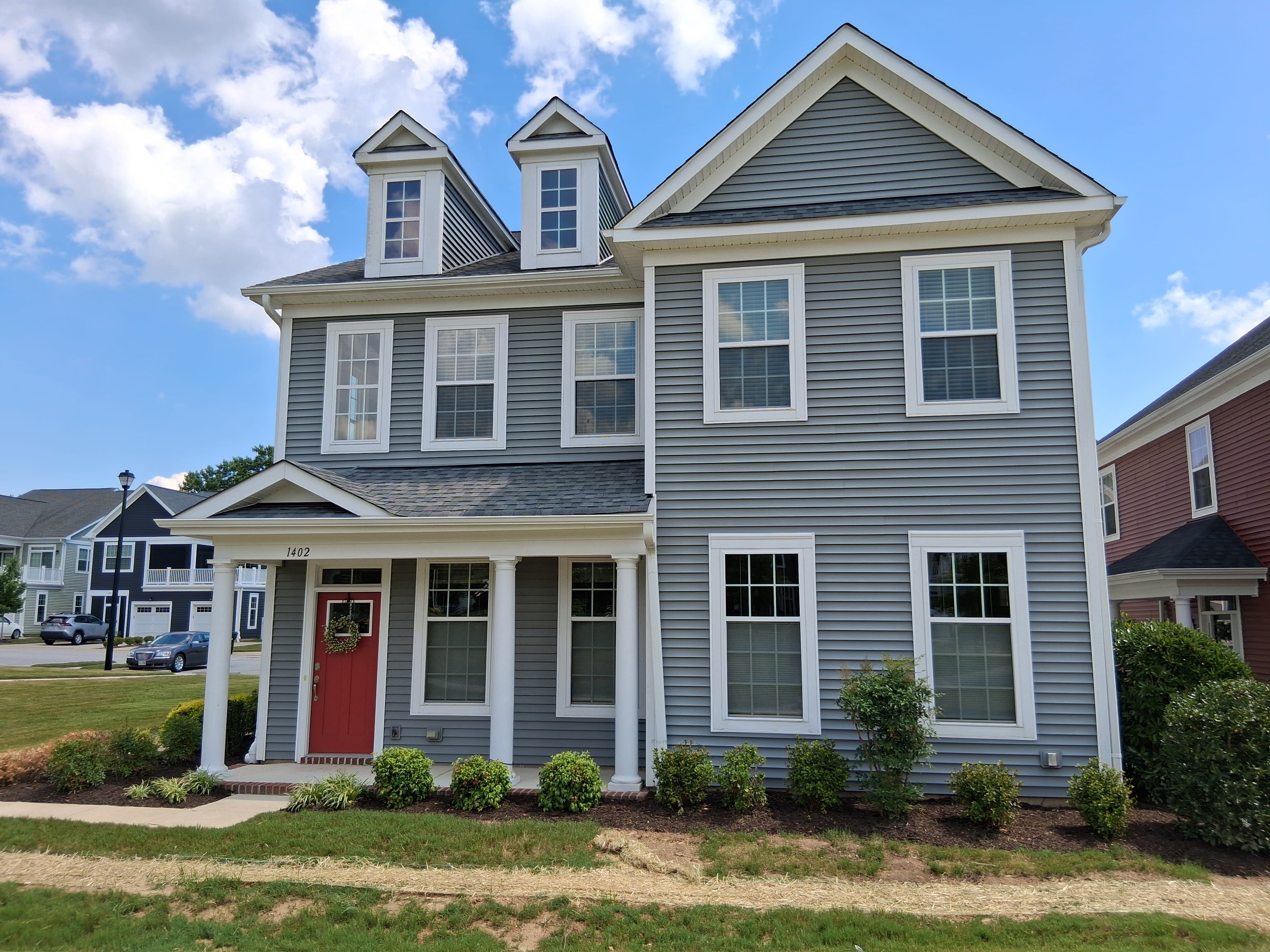 1402 Farringdon Way – photo 1
