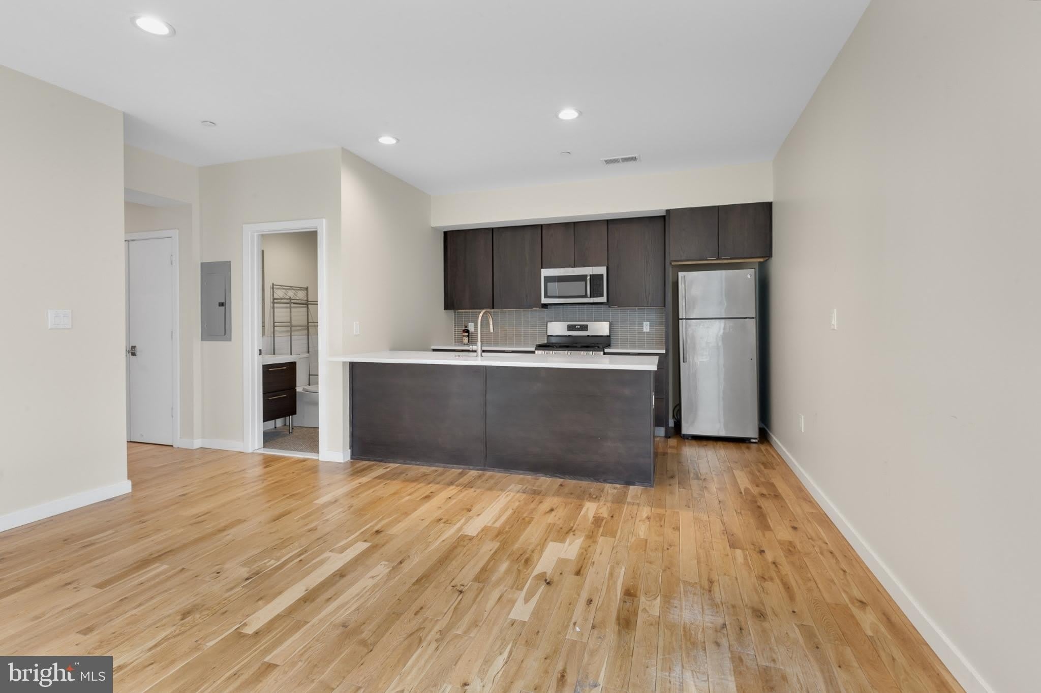 1317 FRANKFORD Avenue – photo 1
