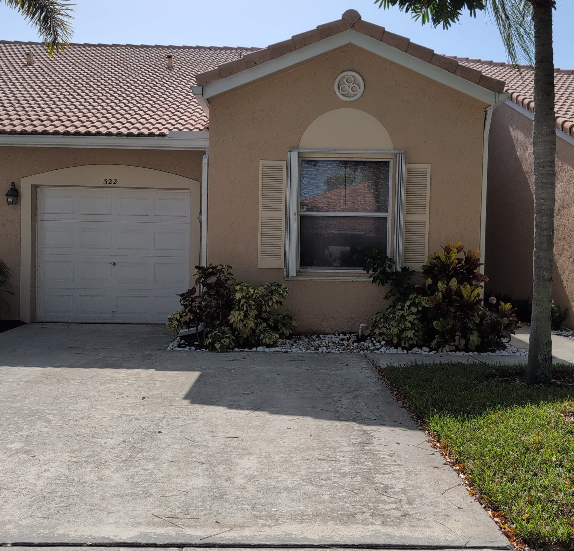322 Coral Trace Ln – photo 1