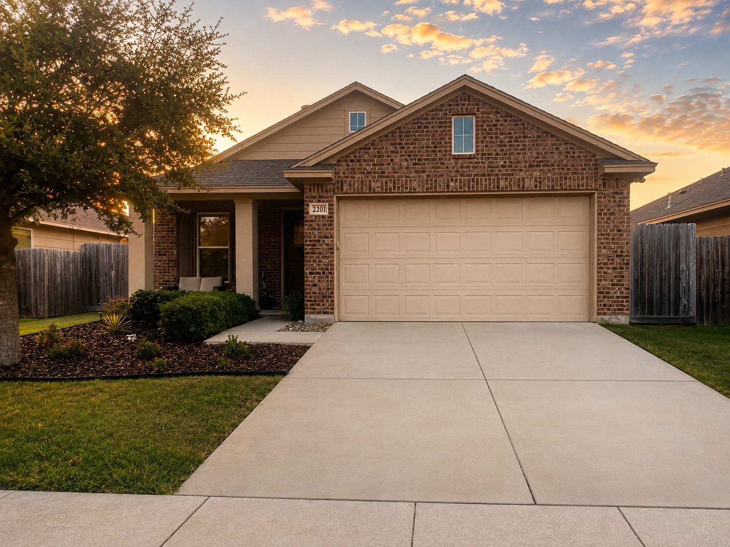 2201 Egret Dr – photo 1