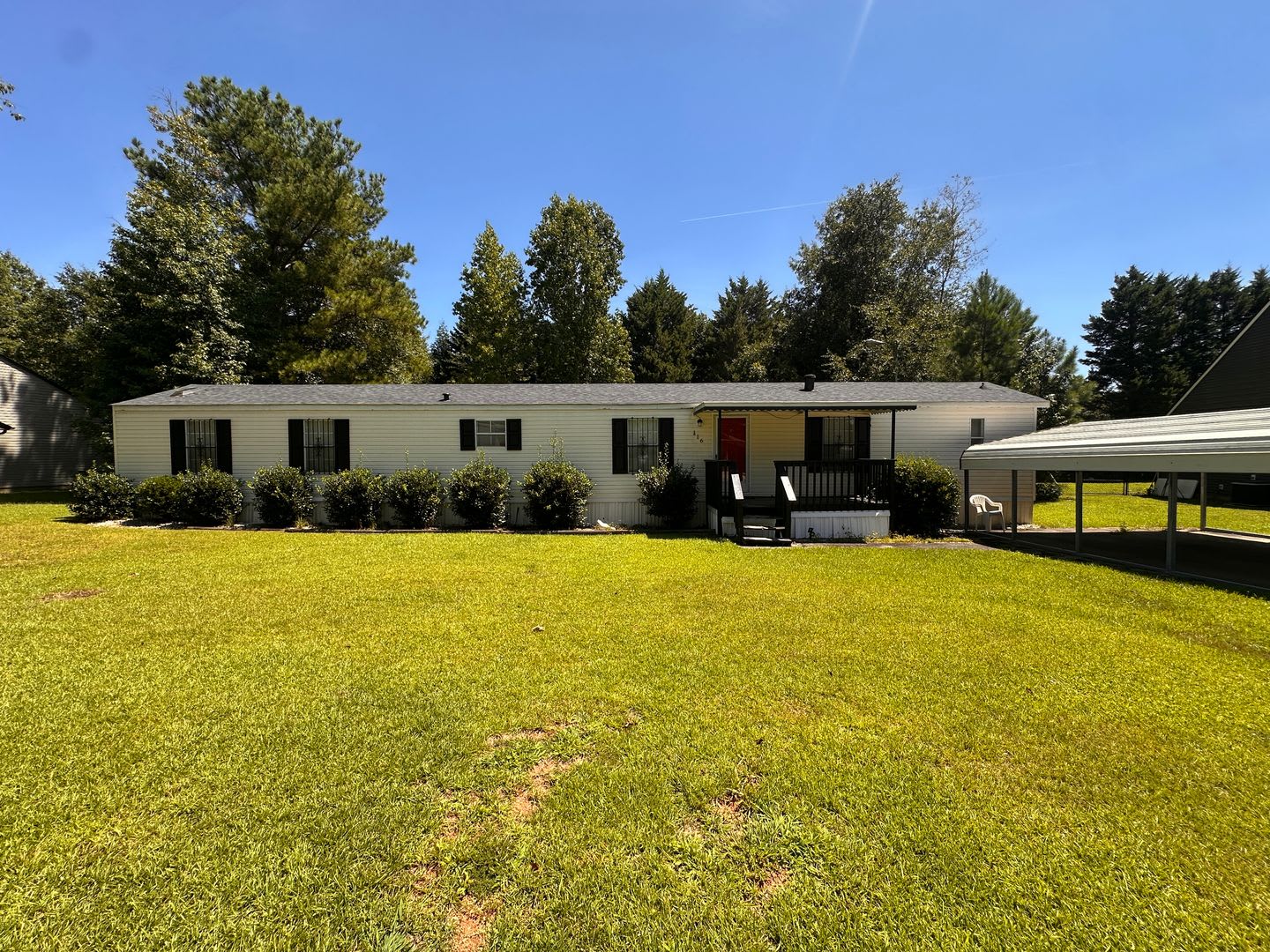Charming 3-Bedroom Home in Liberty. – photo 1 of 12