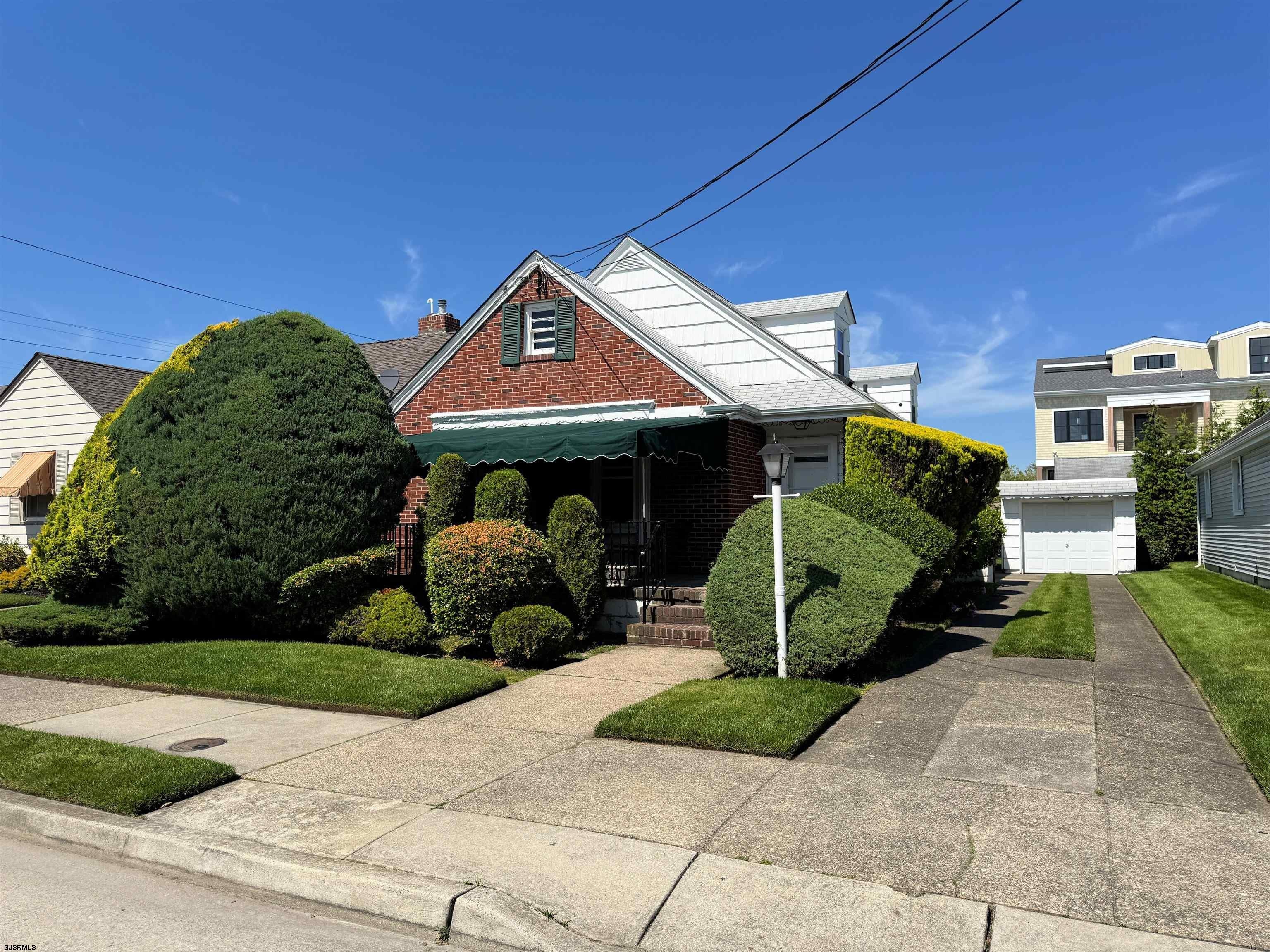 33 N Gladstone Ave – photo 1