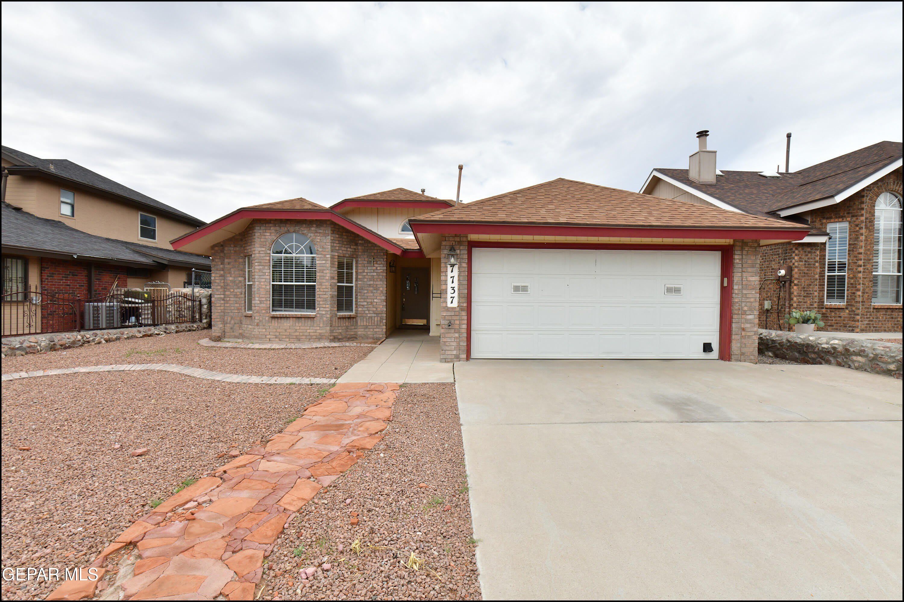 7737 PLAZA AZUL Road – photo 1