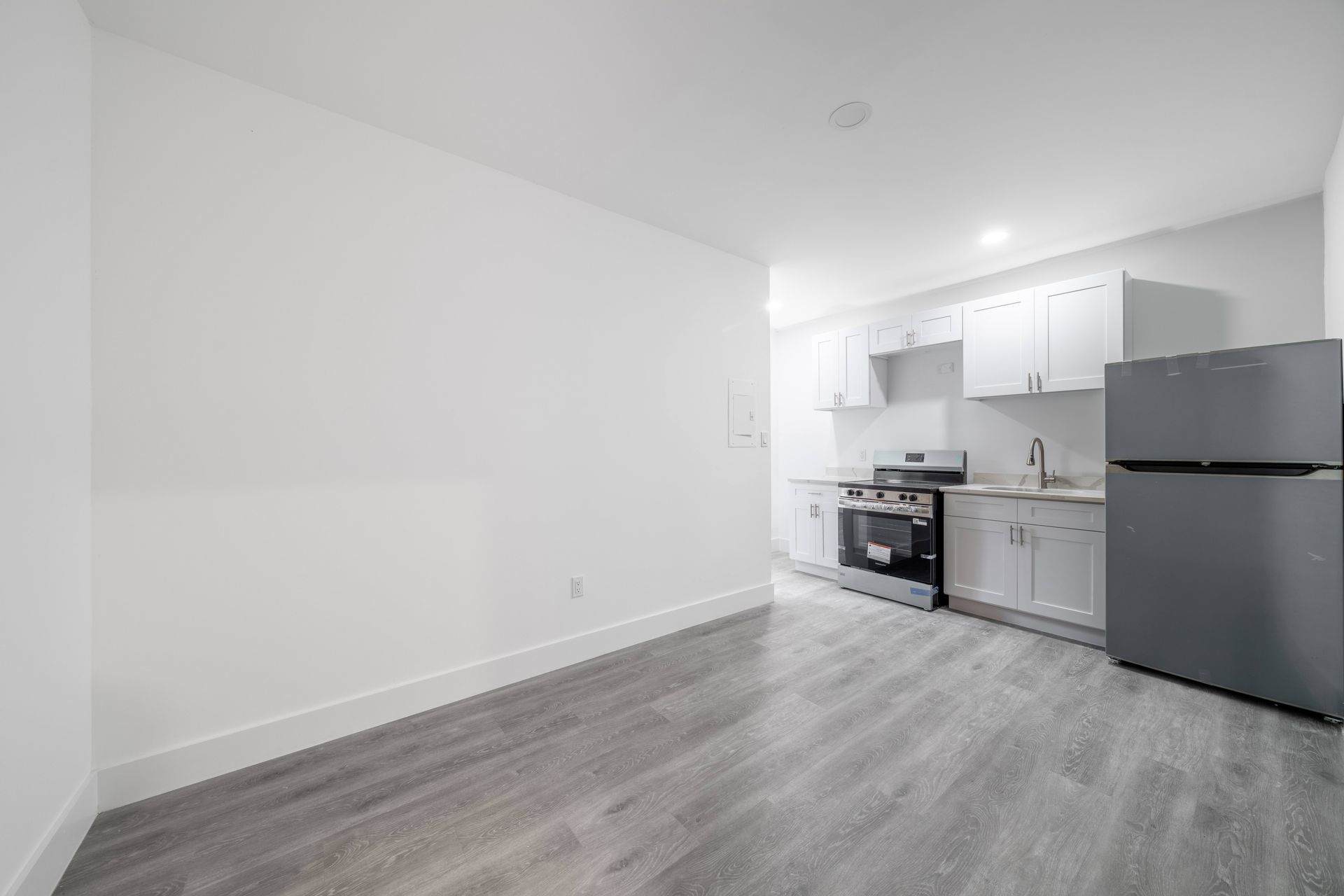 1003 SW 15th Ave – photo 1