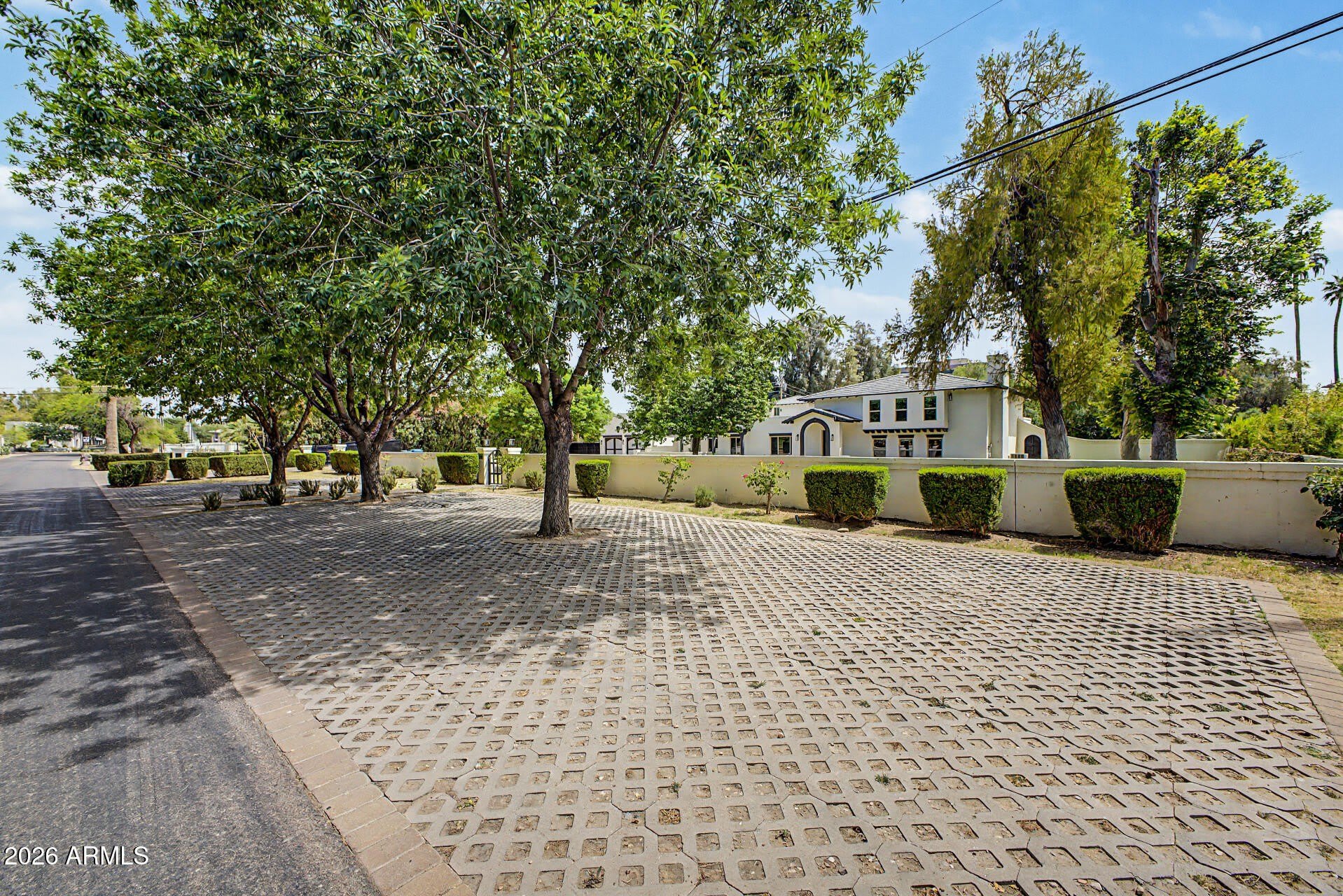 2311 E Colter Street – photo 1