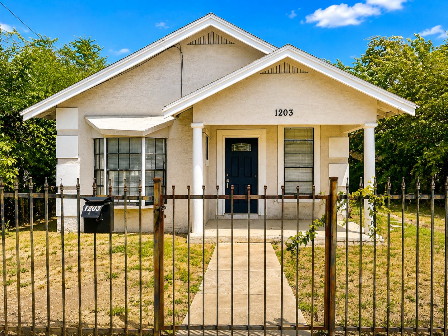 1203 Lamar, San Antonio, TX 78202 – photo 1