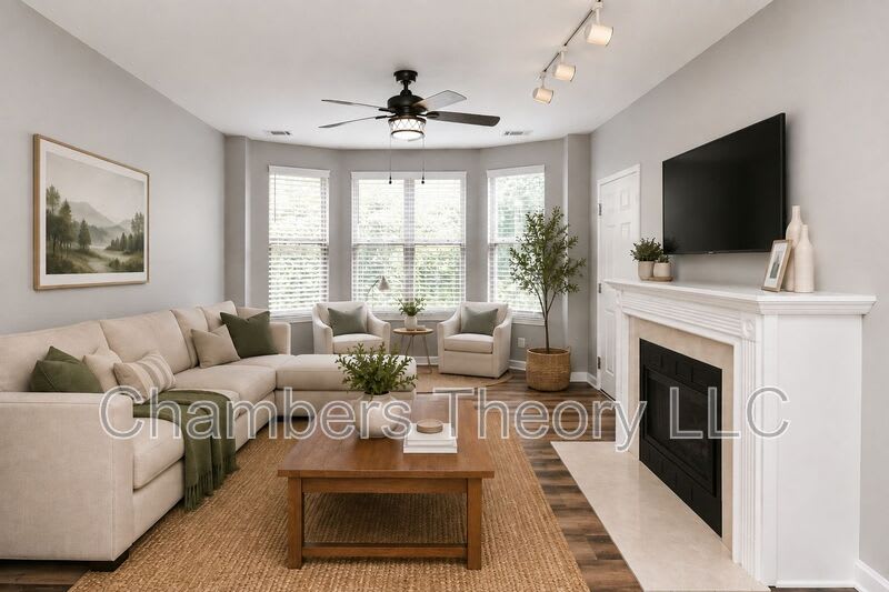 1851 Stratford Park Pl – photo 1