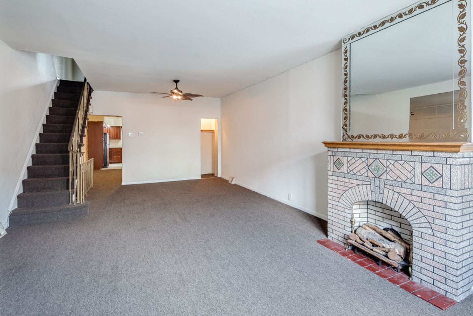 Three Bed Point Breeze Townhome – photo 1