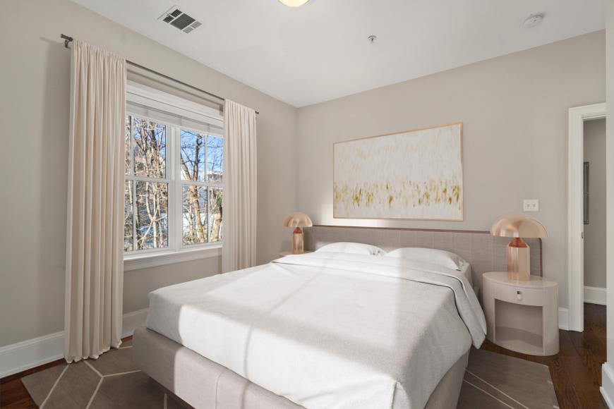375 Market St. – photo 1