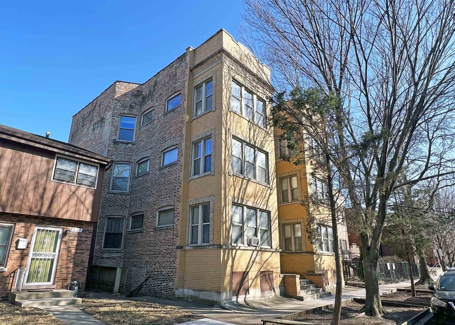 6143 S Woodlawn Avenue – photo 1
