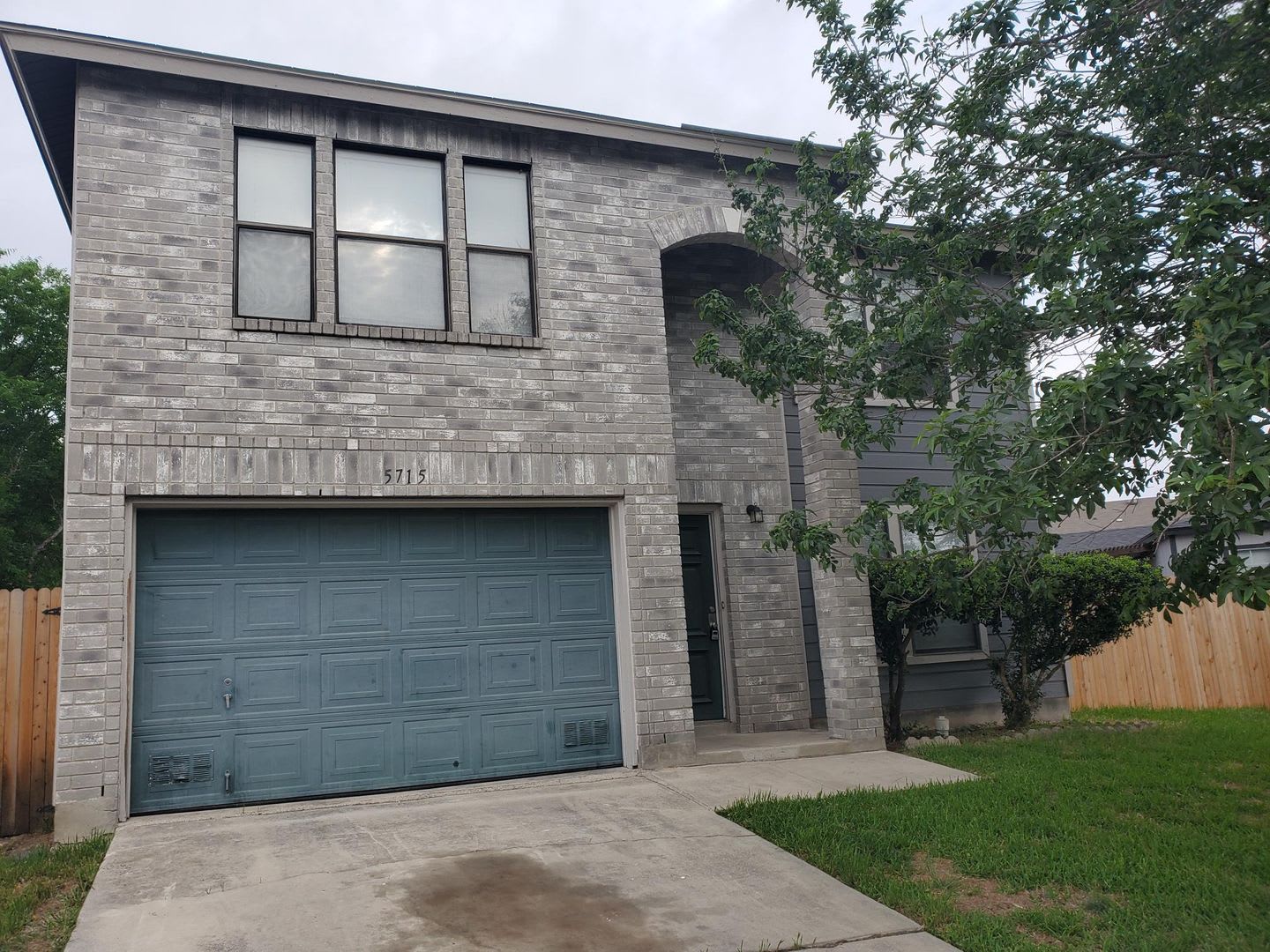 5715 Allbrook – photo 1