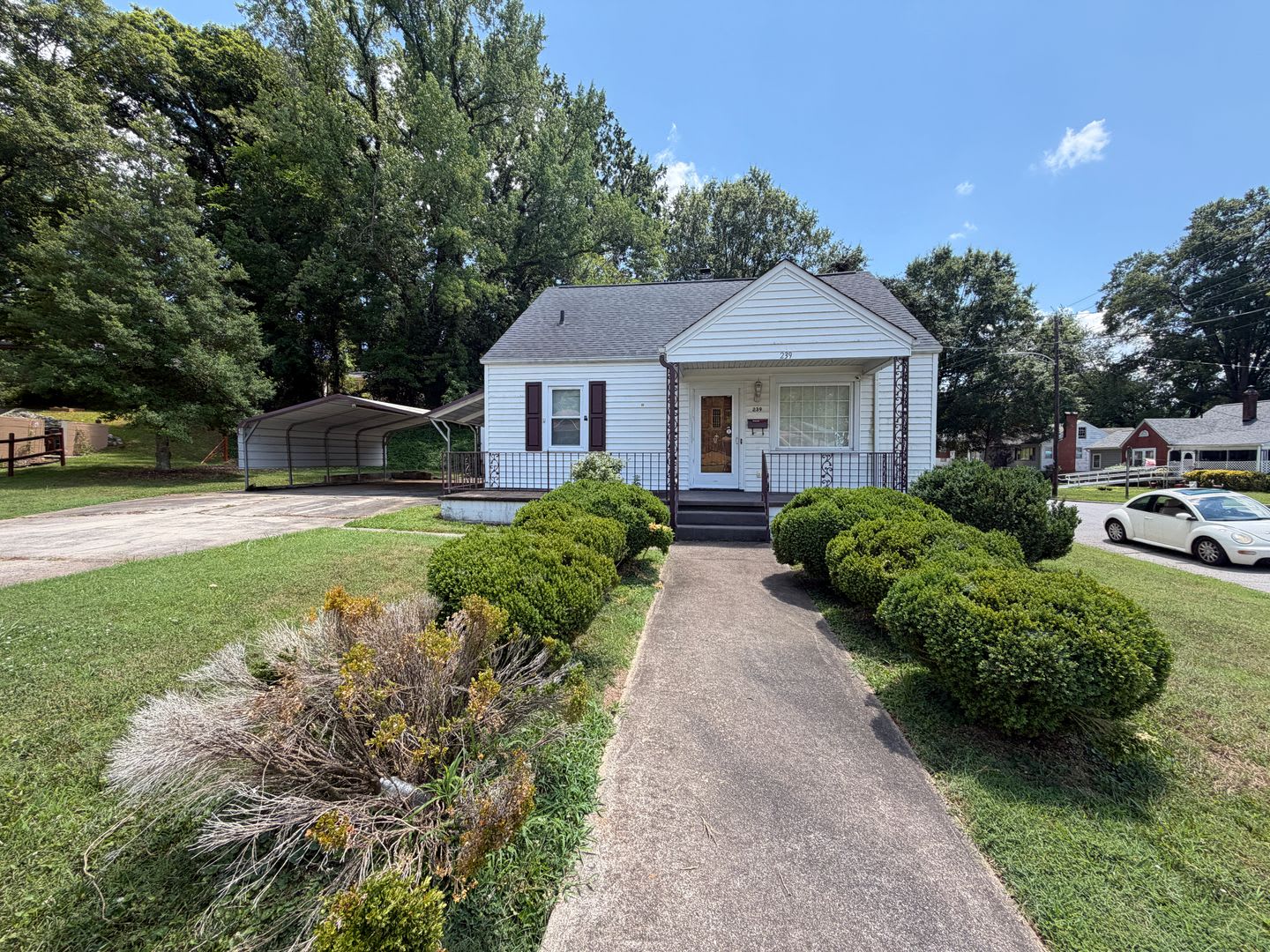2 Bed 1 Bath Home – photo 1