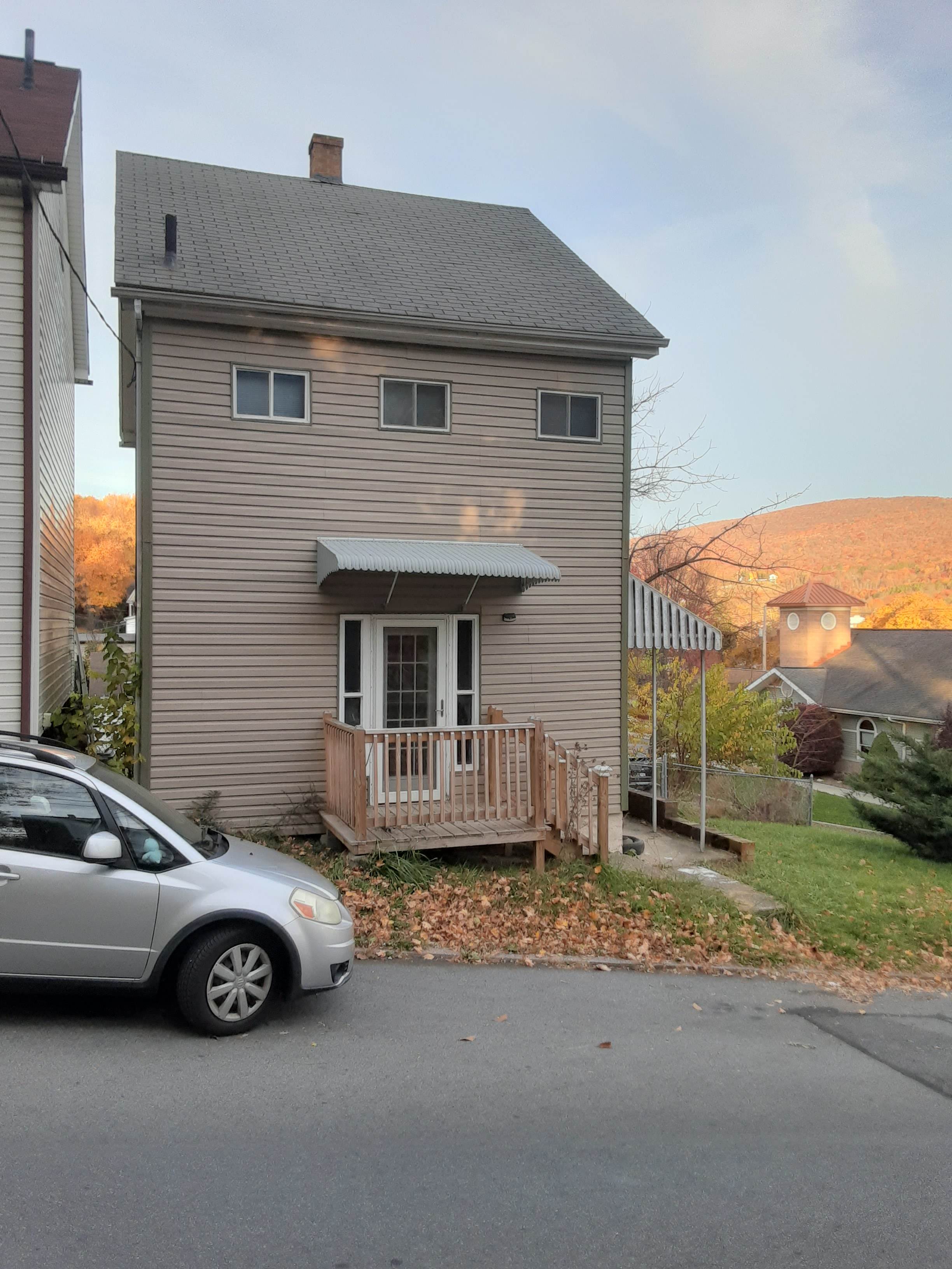 420 South 8th Street – photo 1 of 10
