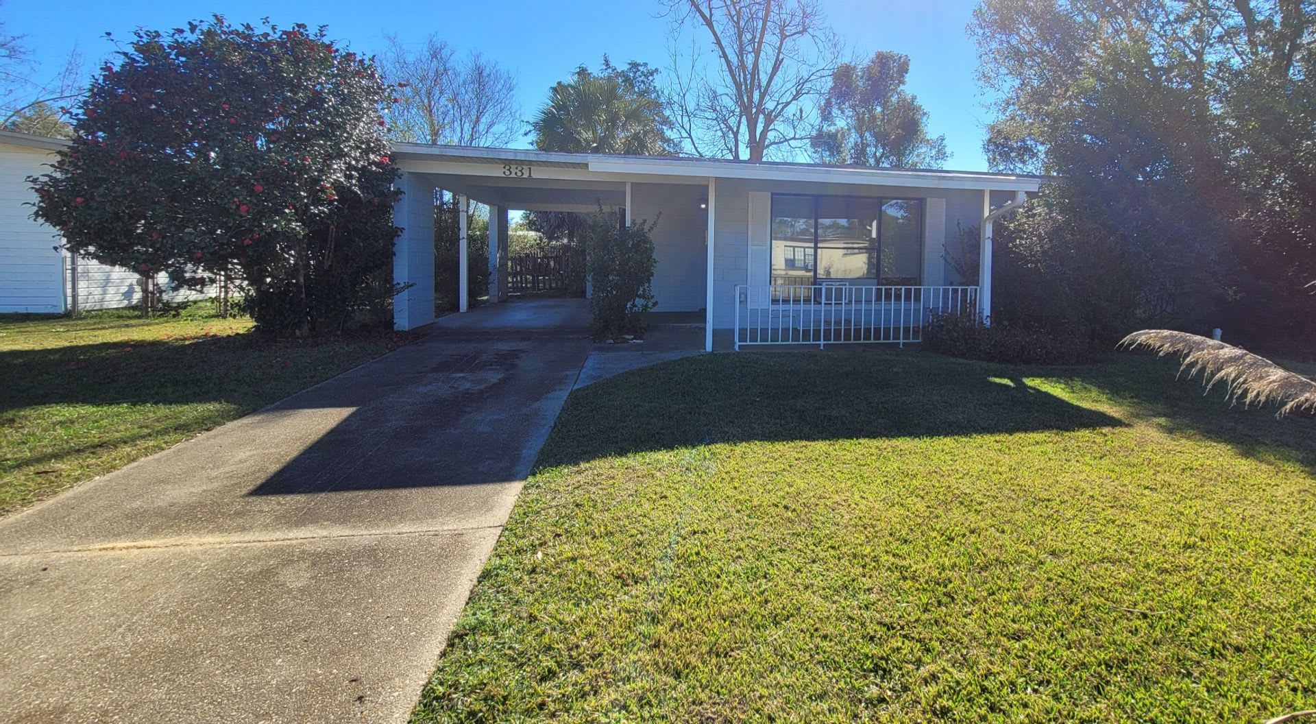 331 Emory Dr. Pensacola, FL: MOVE-IN SPECIAL: HALF OFF YOUR FIRST FULL MONTH’S RENT! – photo 1 of 22