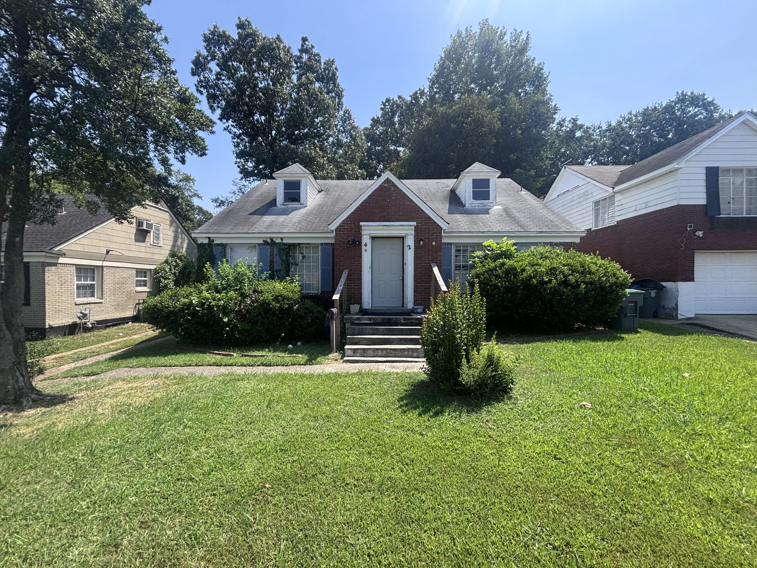 4 N Holmes St. – photo 1