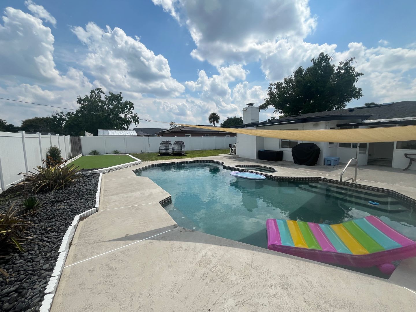 Stunning 3-Bedroom Home with Pool and Custom Features in Winter Park, FL – photo 1 of 18
