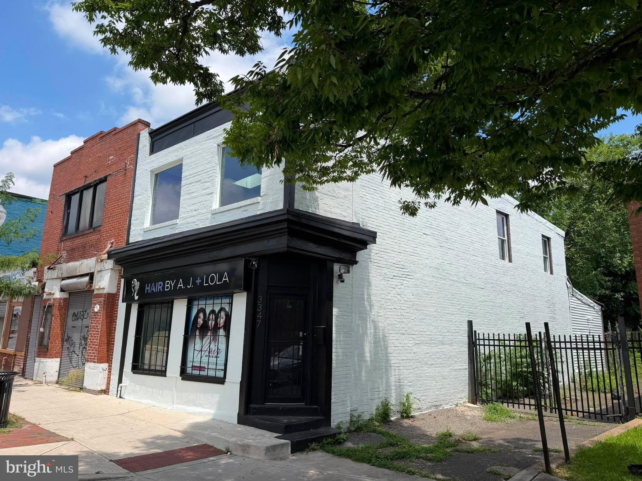 3347 GREENMOUNT Avenue – photo 1