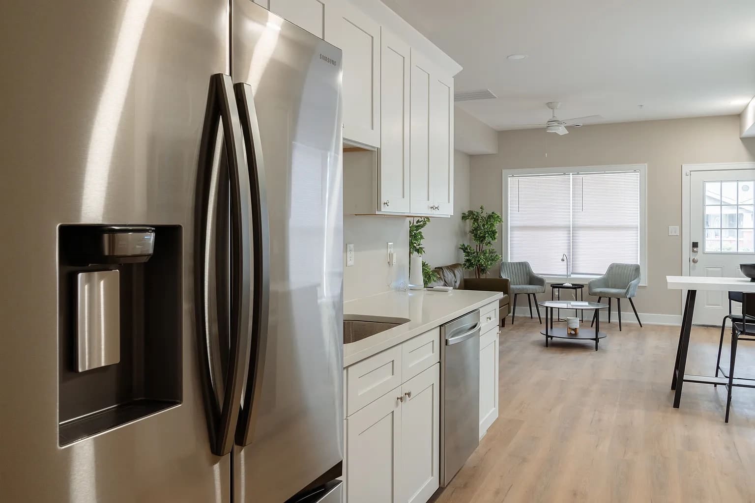 3909 Winthrop Avenue – photo 1