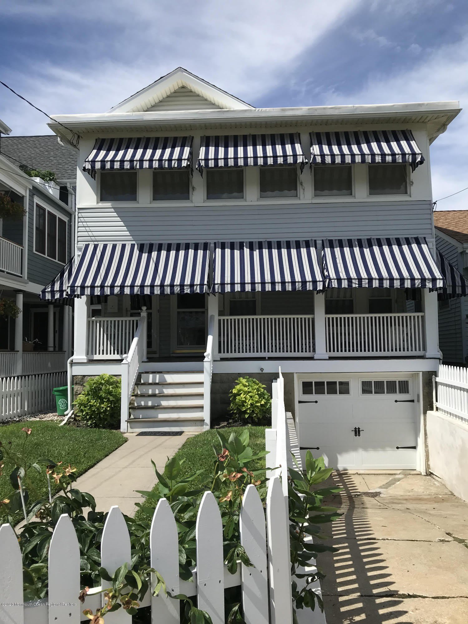 7 Webb Avenue – photo 1 of 23