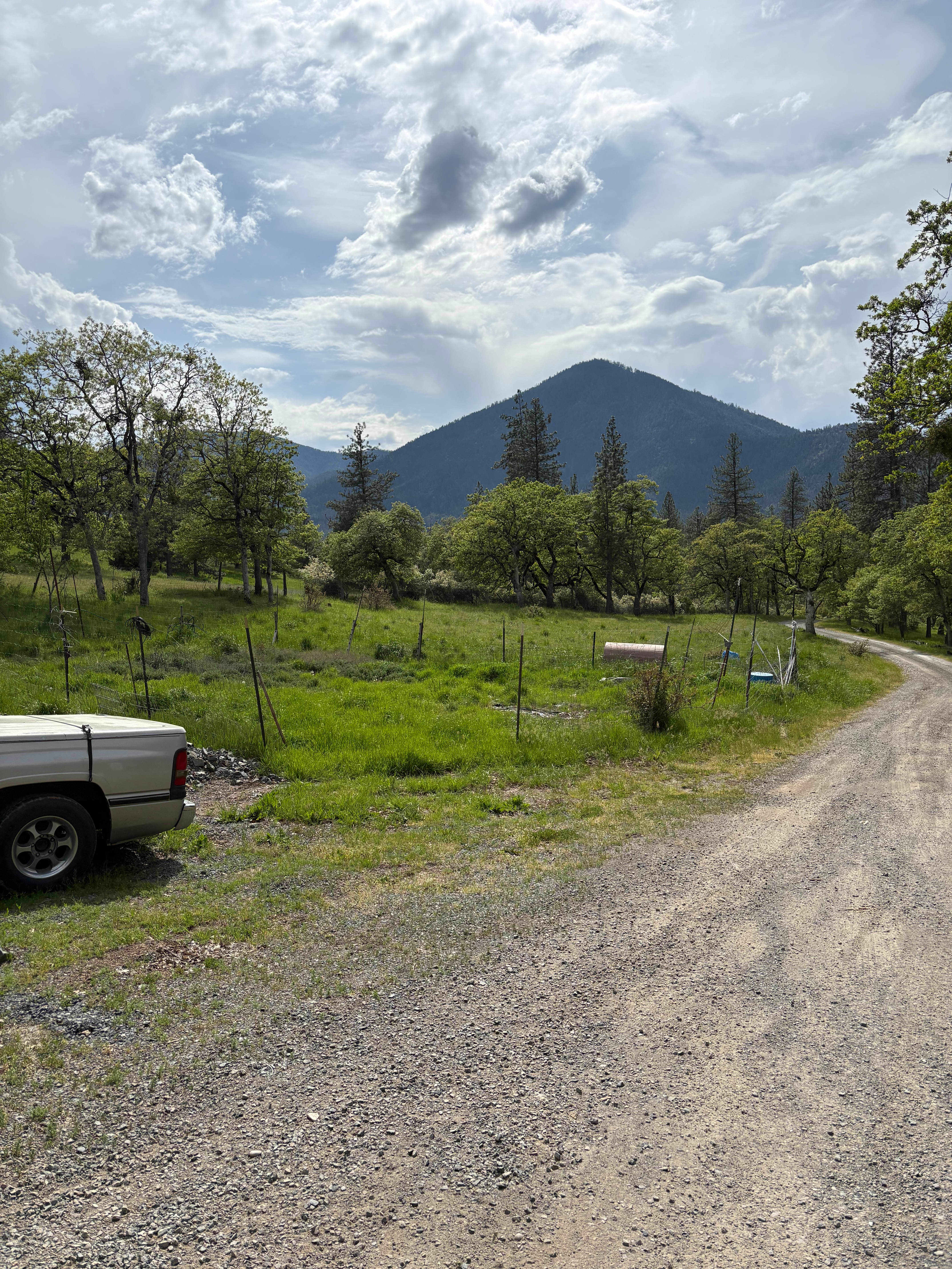 941 Upper Applegate Rd – photo 1 of 9