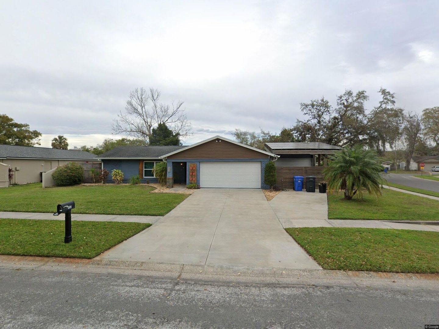Stunning 3 Bedroom 2 Bath Home With 2 Car Garage And Private Pool – photo 1
