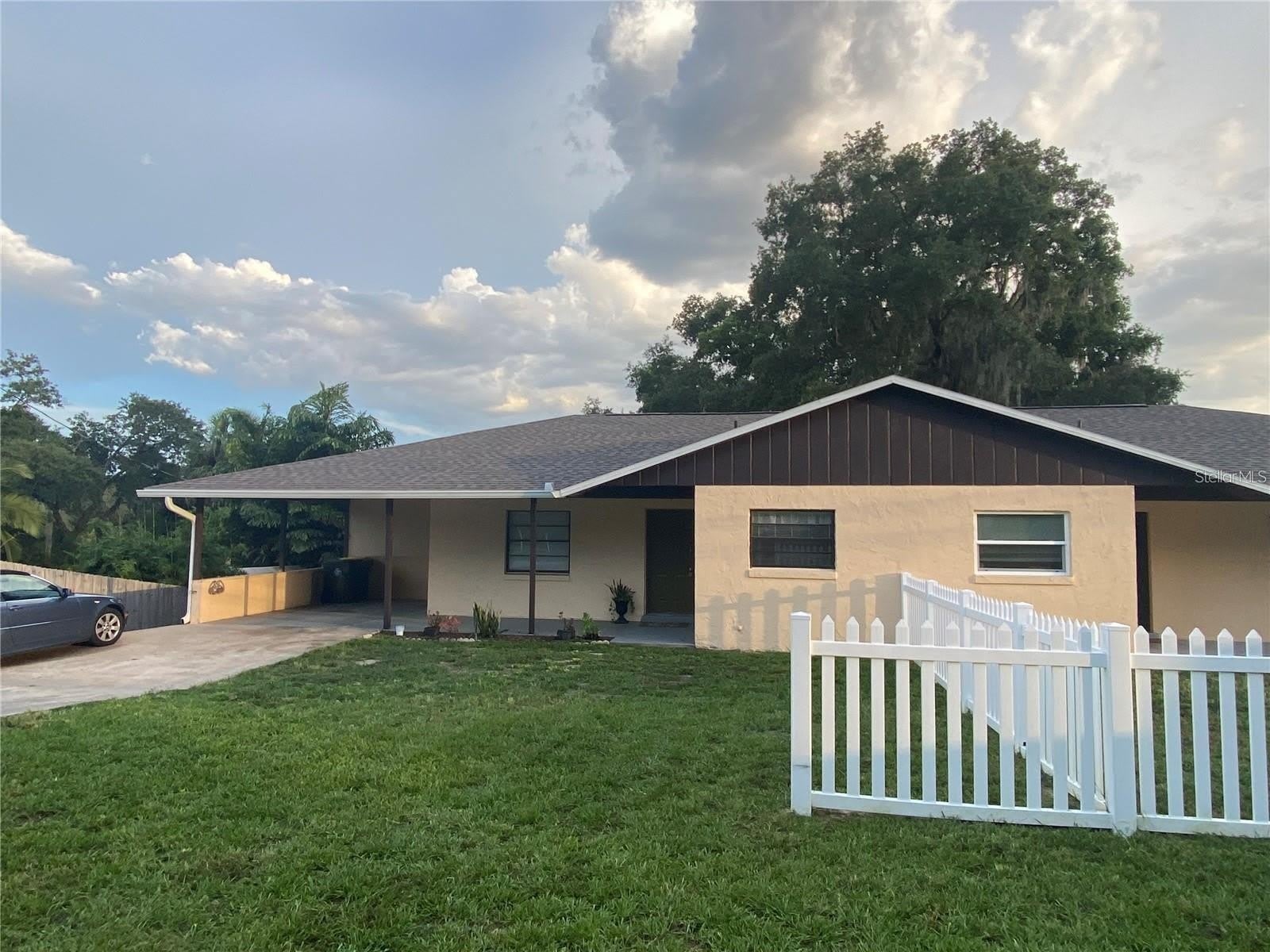 255 W OSCEOLA Street – photo 1 of 17