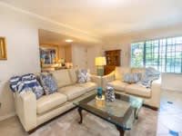 5908 Stockdale Highway – photo 1
