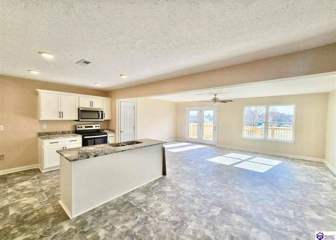 320 Breckinridge Circle – photo 1 of 10