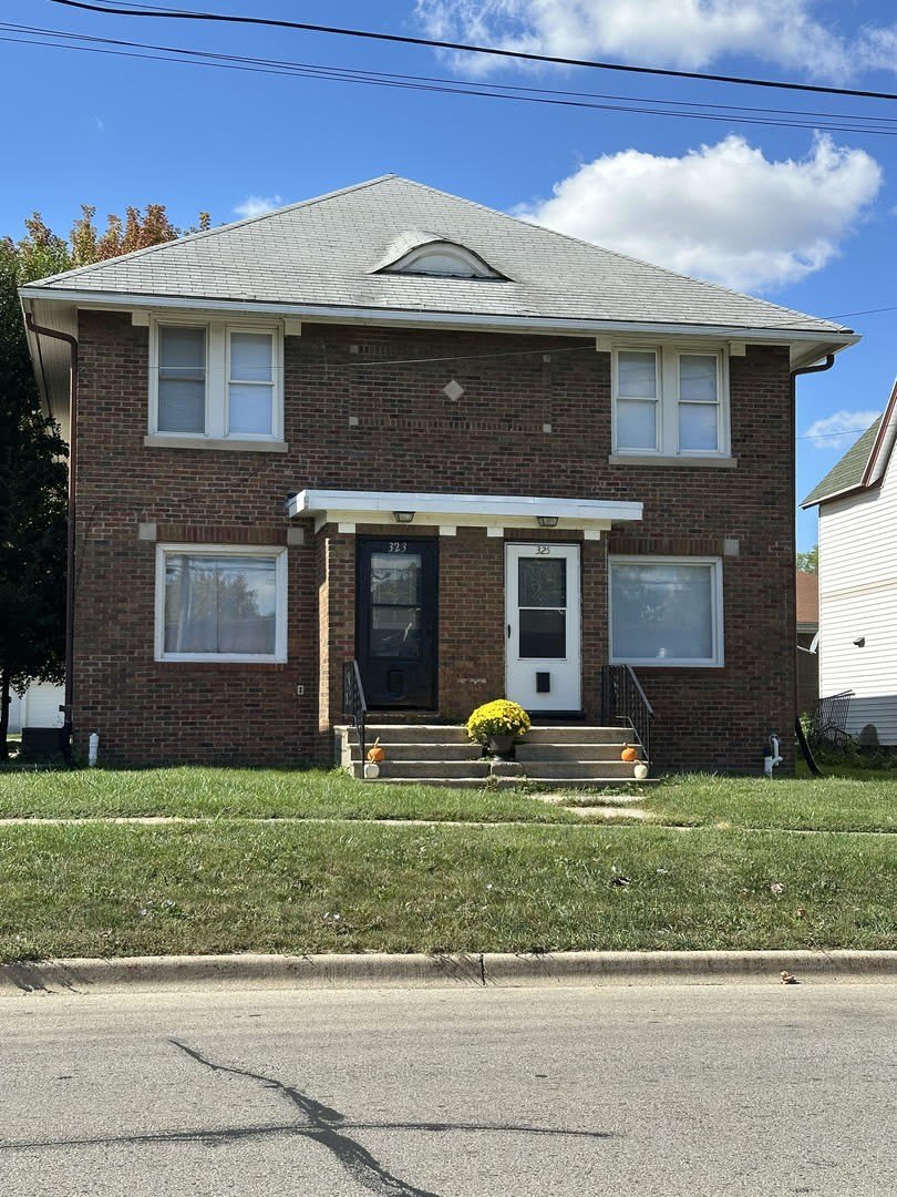 325 N 7th Street – photo 1 of 20