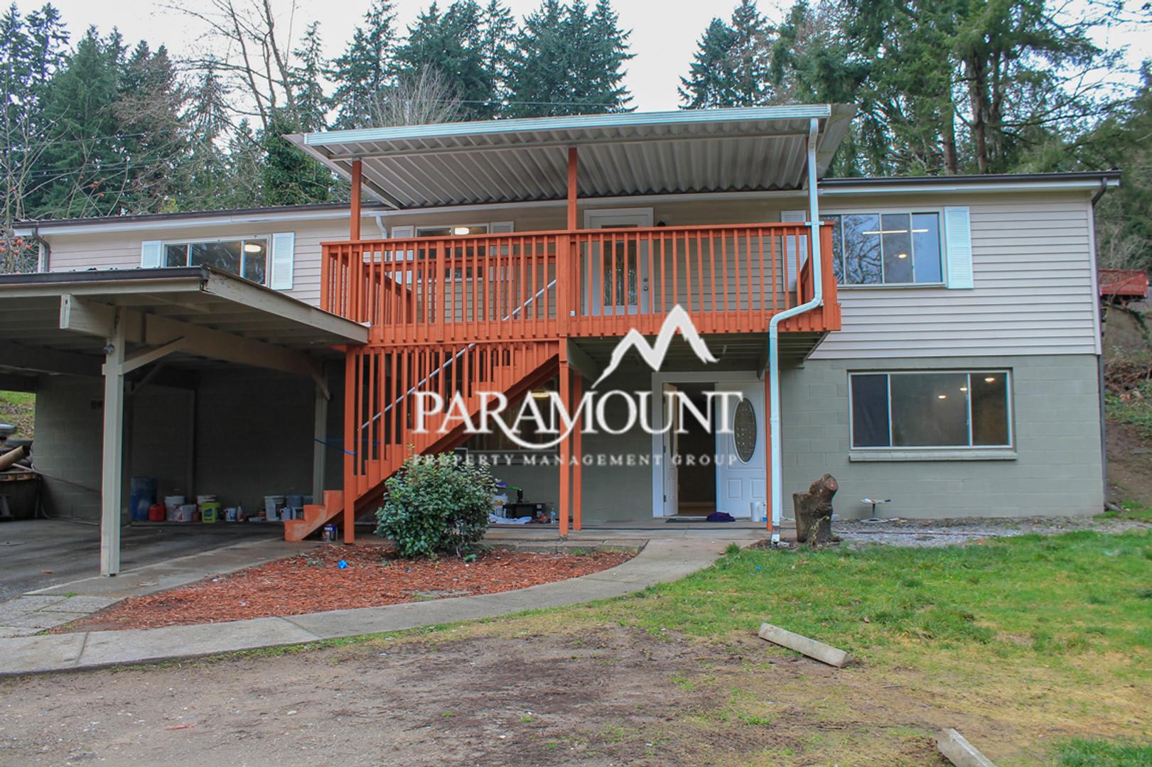 Stunning &amp; Spacious 3 Bedroom! Available 12/24/2026! – photo 1 of 27