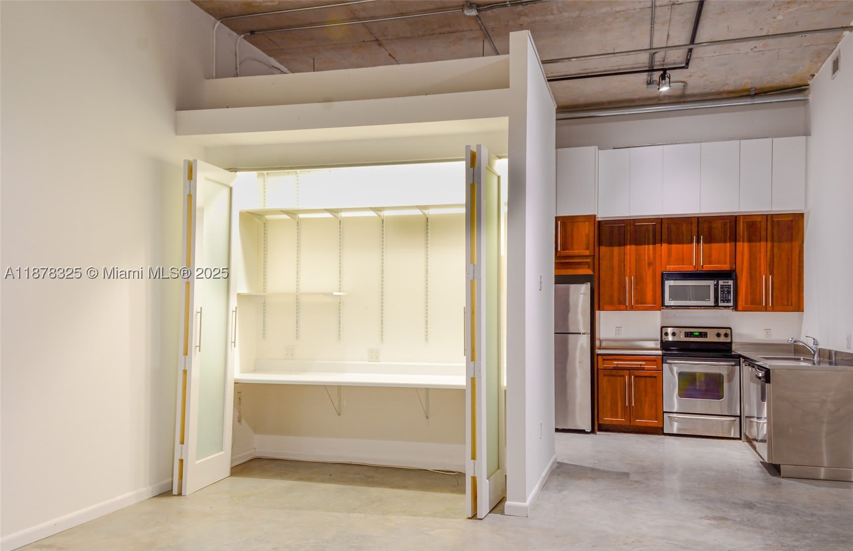 250 Nw 23Rd St – photo 1