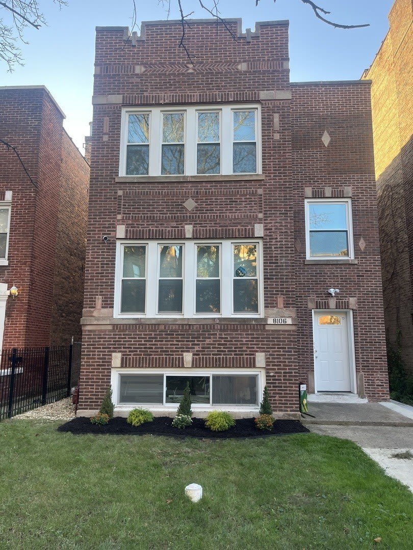 8106 S Langley Avenue – photo 1