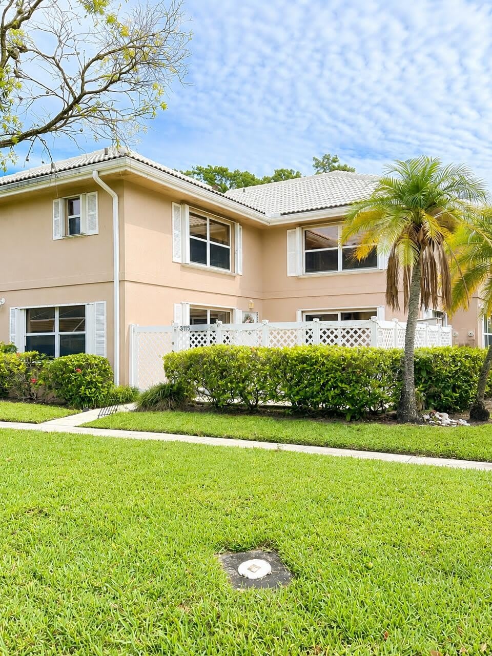 3115 Kingston Court – photo 1
