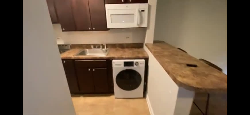 1743 W Bryn Mawr – photo 1