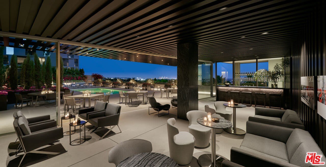 8500 W Sunset – photo 1