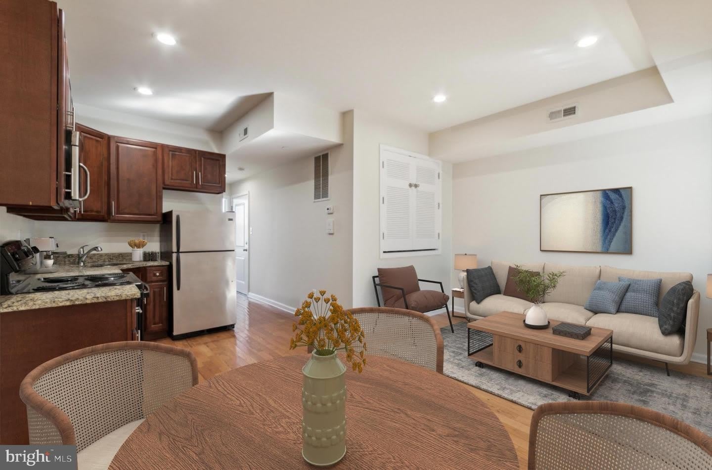 1516 W DIAMOND ST #D – photo 1