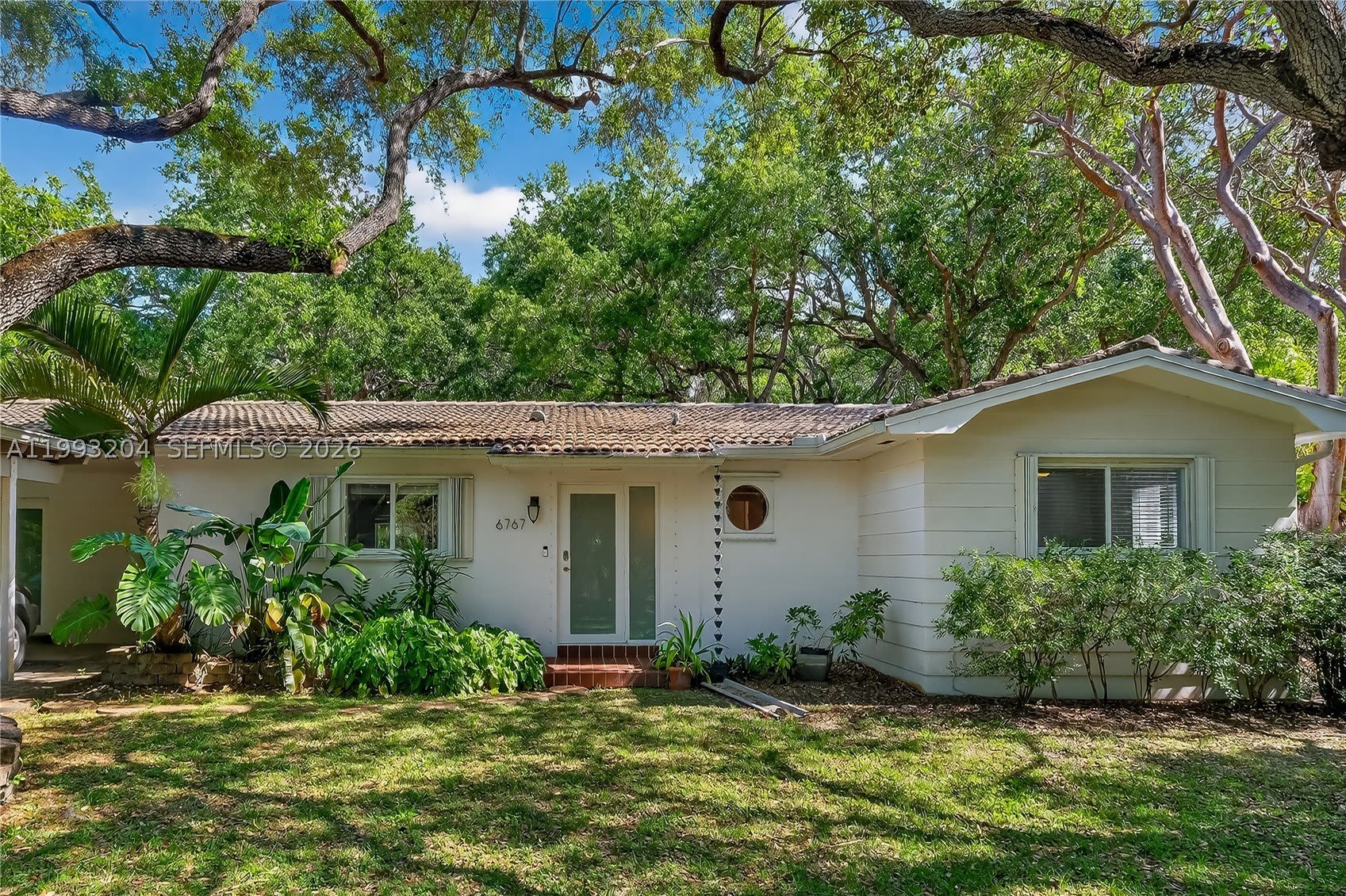 6767 SW 154th St – photo 1