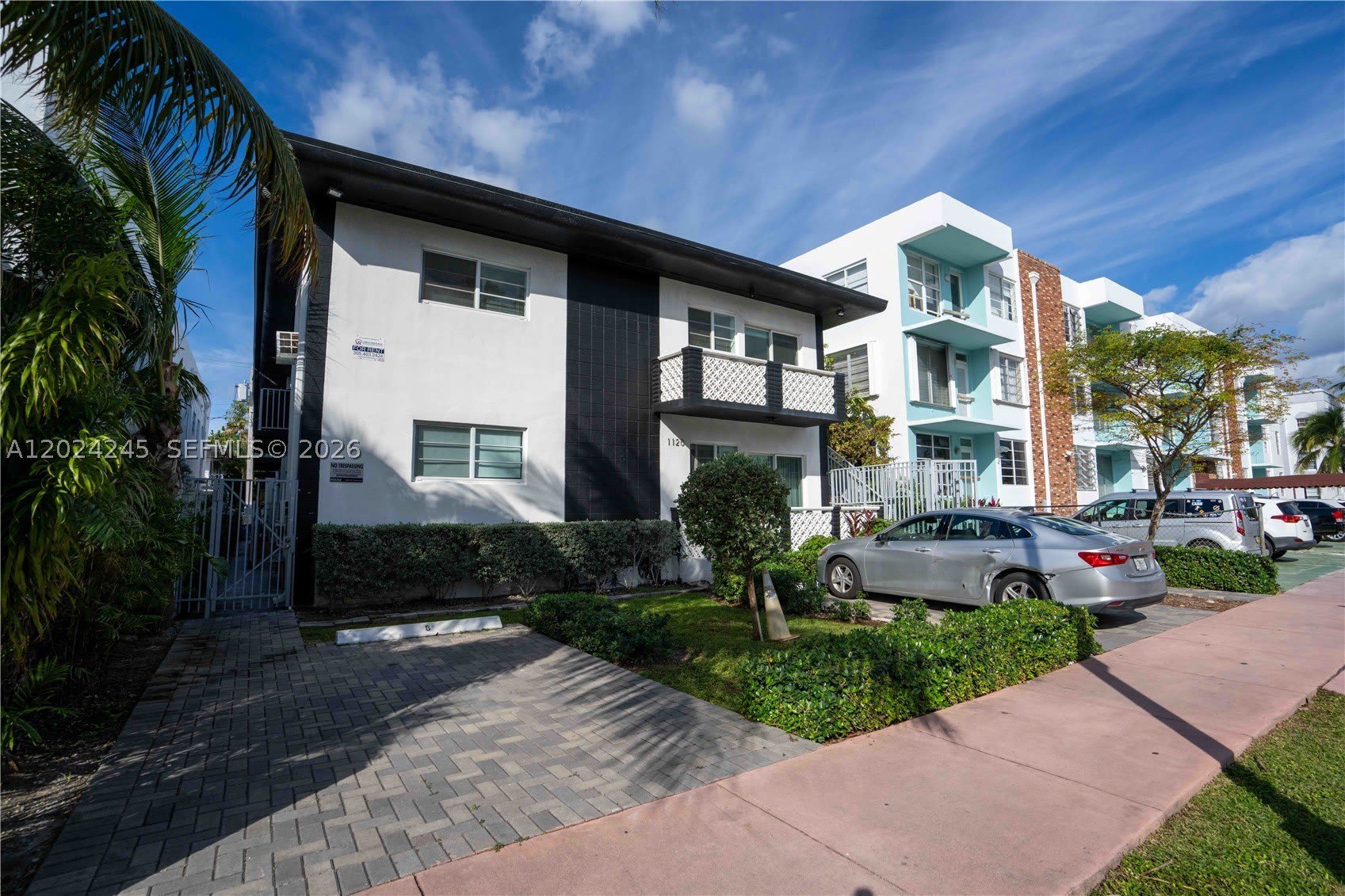 1120 Euclid Ave – photo 1