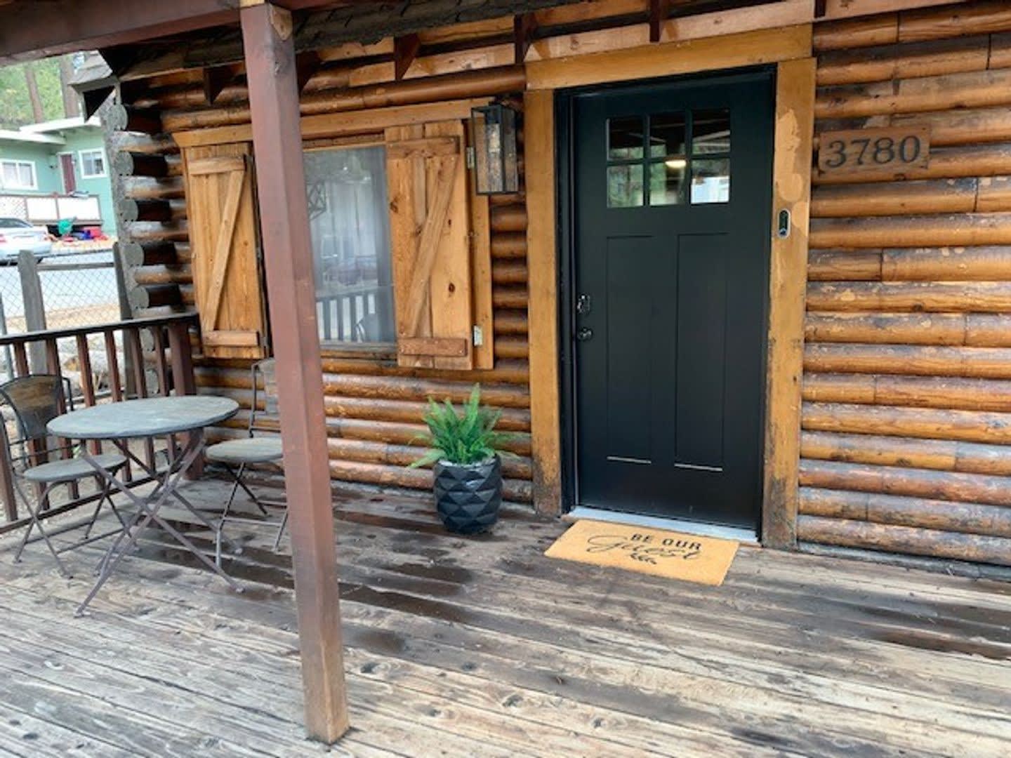 Lovely 3Bd Cabin Style Furnished Home Avail For A Seasonal Lease Starting 5 15 26 Call To Inquire Today – photo 1