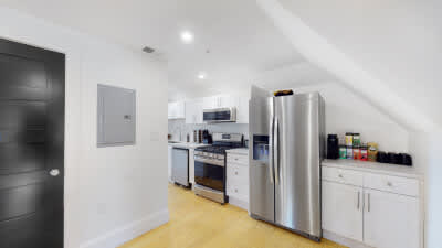 659 South St – photo 1