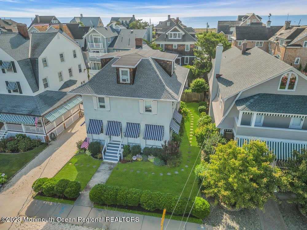 683 Main Avenue – photo 1 of 87