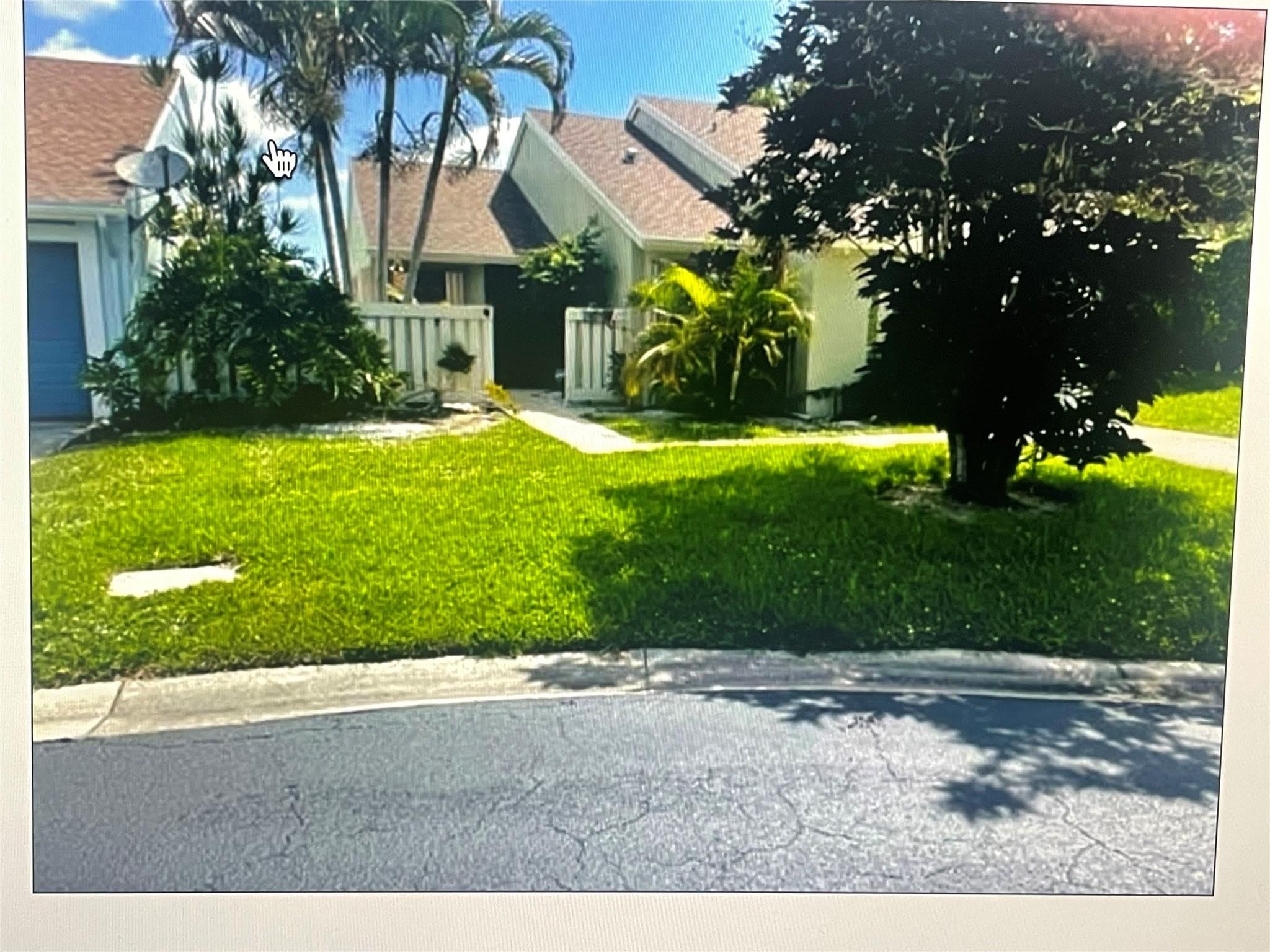 5675 Northpointe Lane – photo 1
