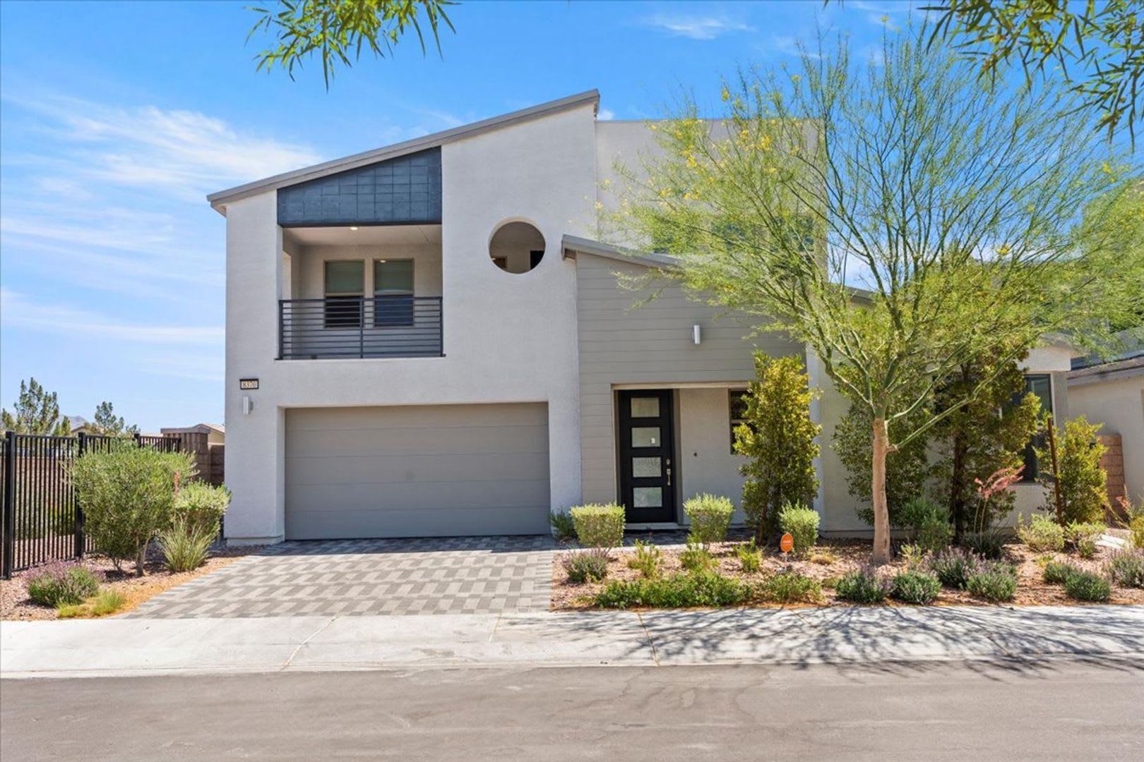 Skye Canyon Pool Home with First-Floor Primary Suite – photo 1