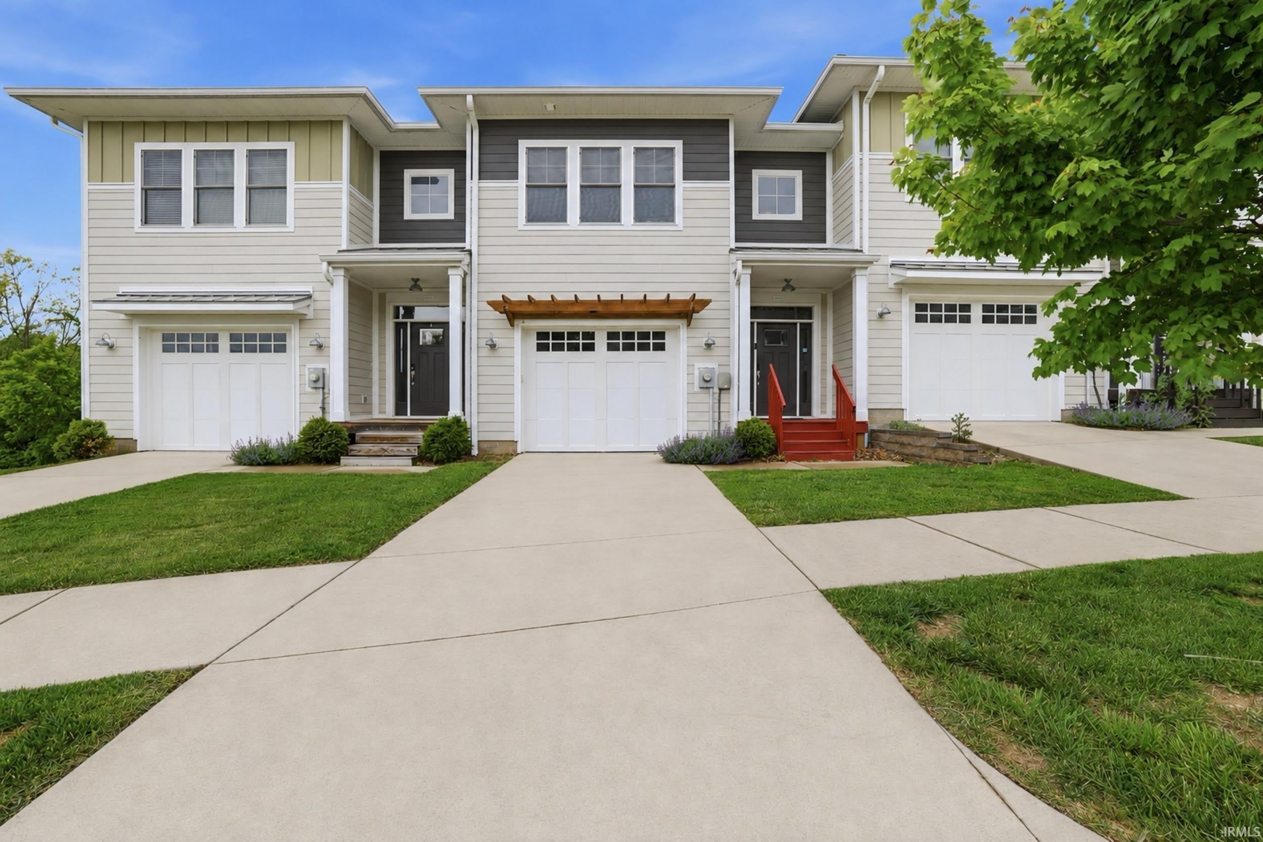 4315 N Cypress Lane – photo 1 of 41