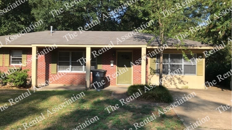 709 Center Street – photo 1