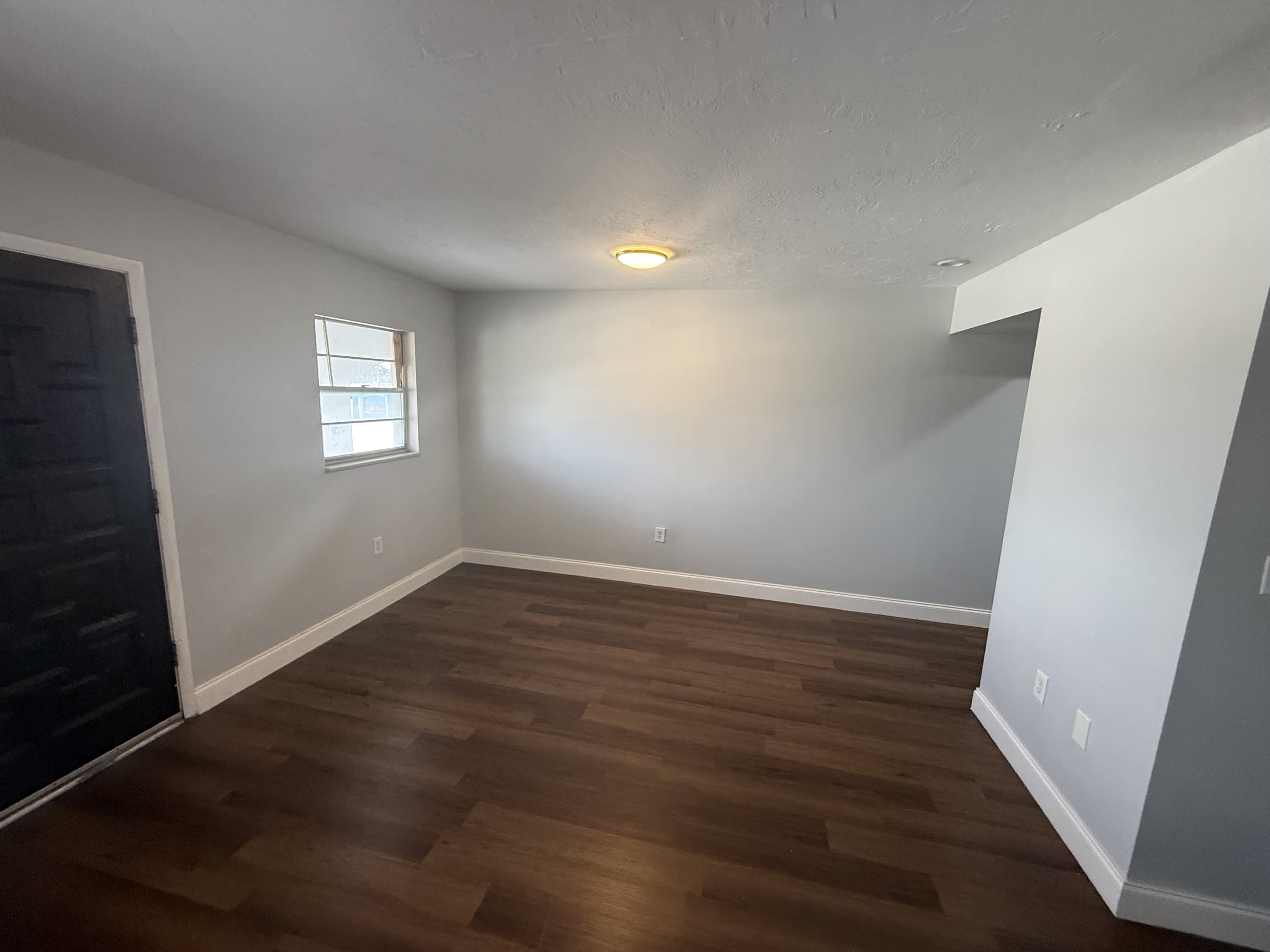 3937 Broadway 4 – photo 1